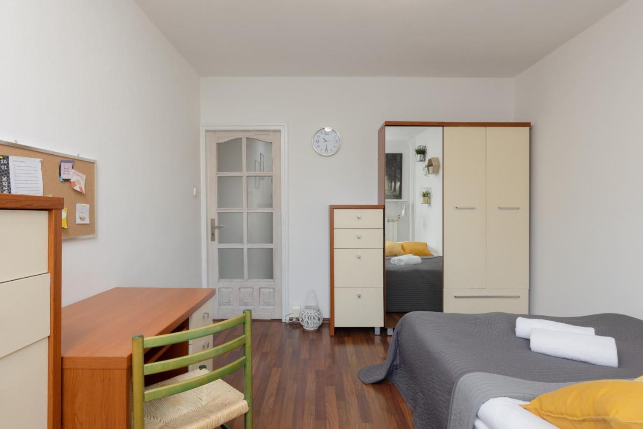 Apartament Spacious Astronaut's Wlochy By Renters