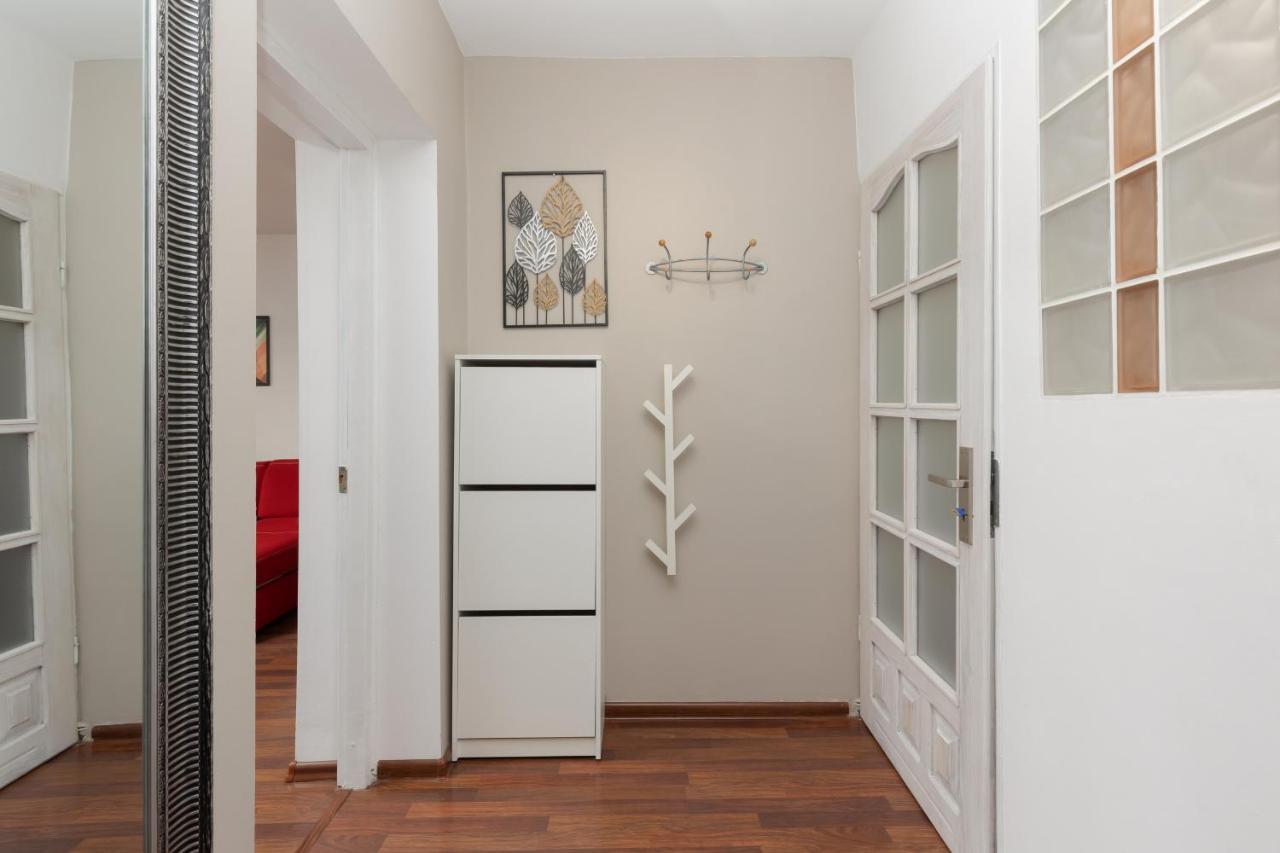 Spacious Astronaut's Wlochy By Renters Apartament
