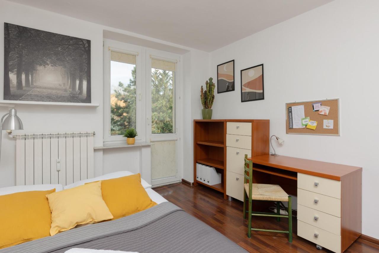 Spacious Astronaut's Wlochy By Renters Apartment